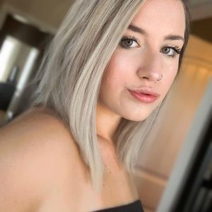 Meet your Posher, Trinity